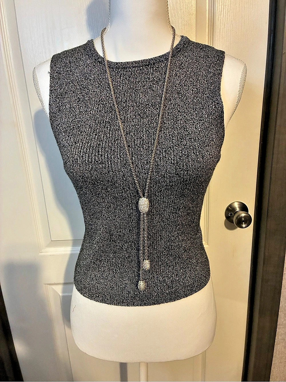 a new day Metallic Knit Tank Top Size Medium NWT